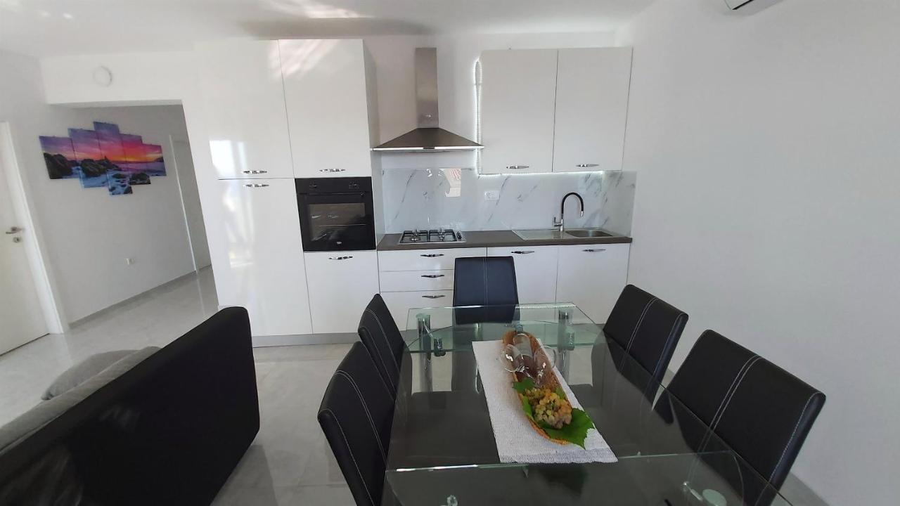 Apartments Zorica Duće Kültér fotó