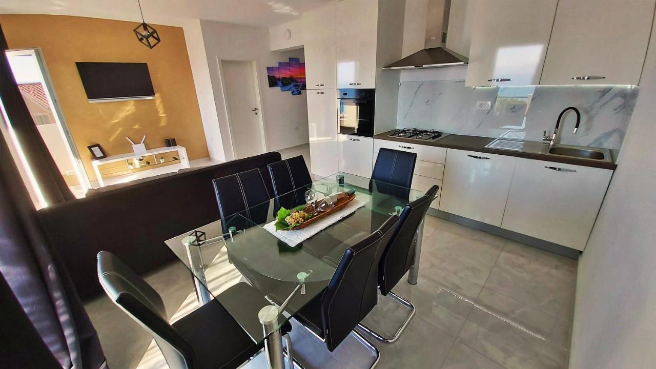 Apartments Zorica Duće Kültér fotó