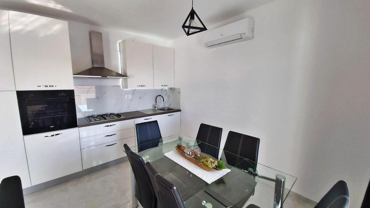 Apartments Zorica Duće Kültér fotó